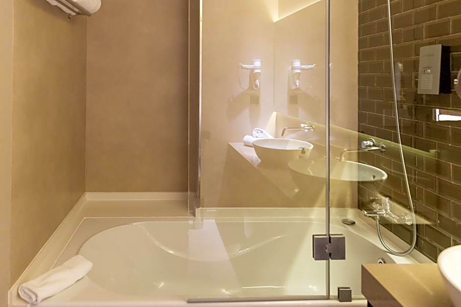 Avenida Boutique Hotel