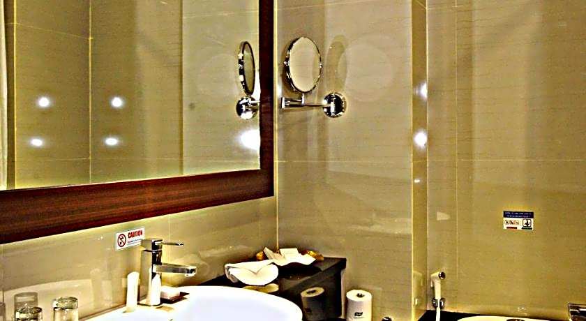 Best Western Plus Makassar Beach