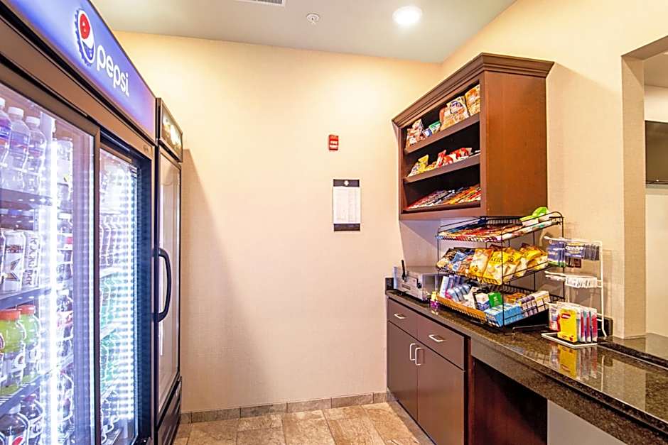 Cobblestone Hotel & Suites - Paxton