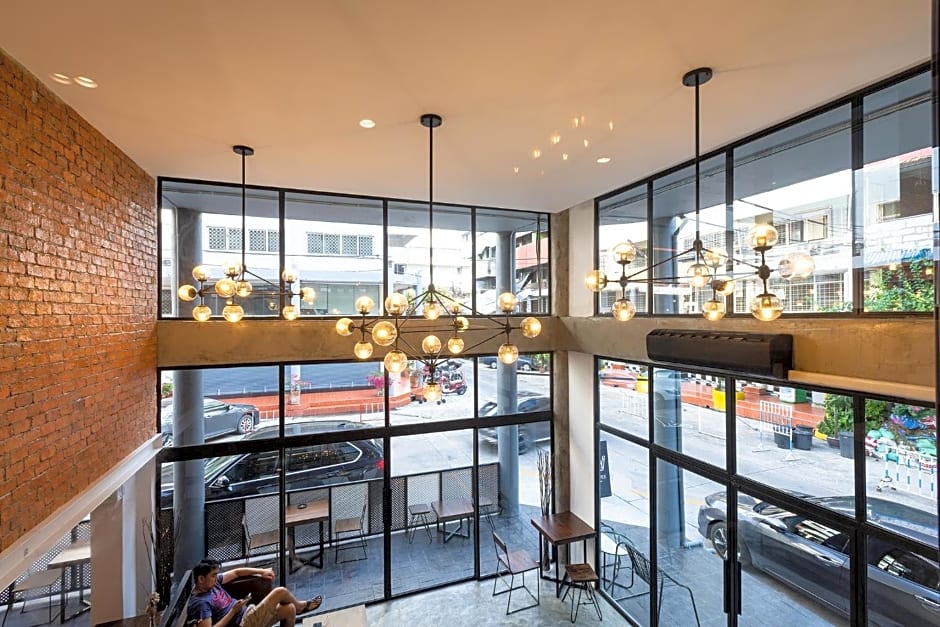 WiRE BANGKOK PRAKHANONG