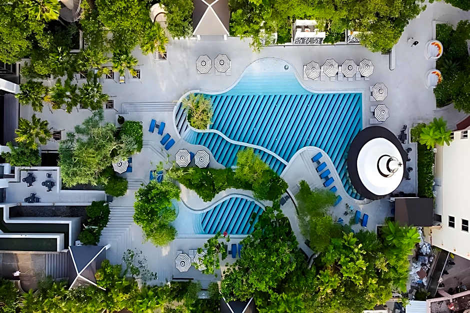 The Royal Paradise Hotel & Spa