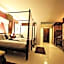 Dee Andaman Hotel