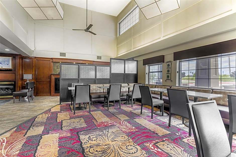 Best Western Plus Yukon