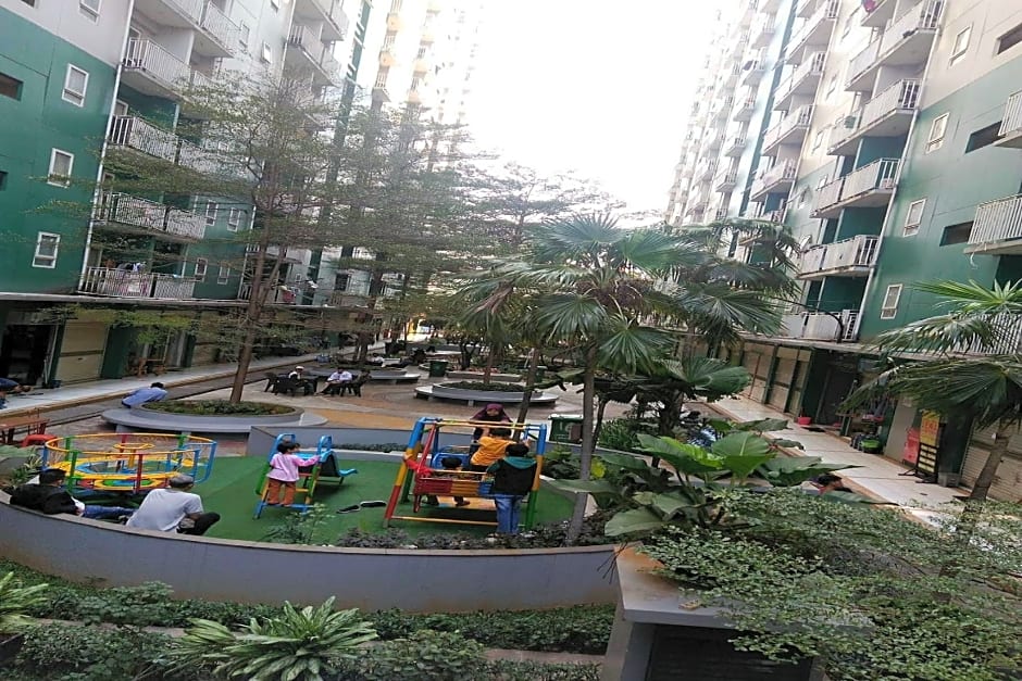 Queen Room 2 @ Grand Center Point Apartment