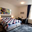 Hotel Adolesce
