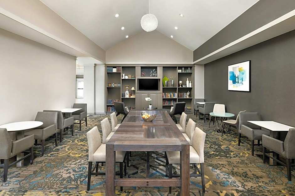 Residence Inn by Marriott Des Moines West at Jordan Creek Town Center
