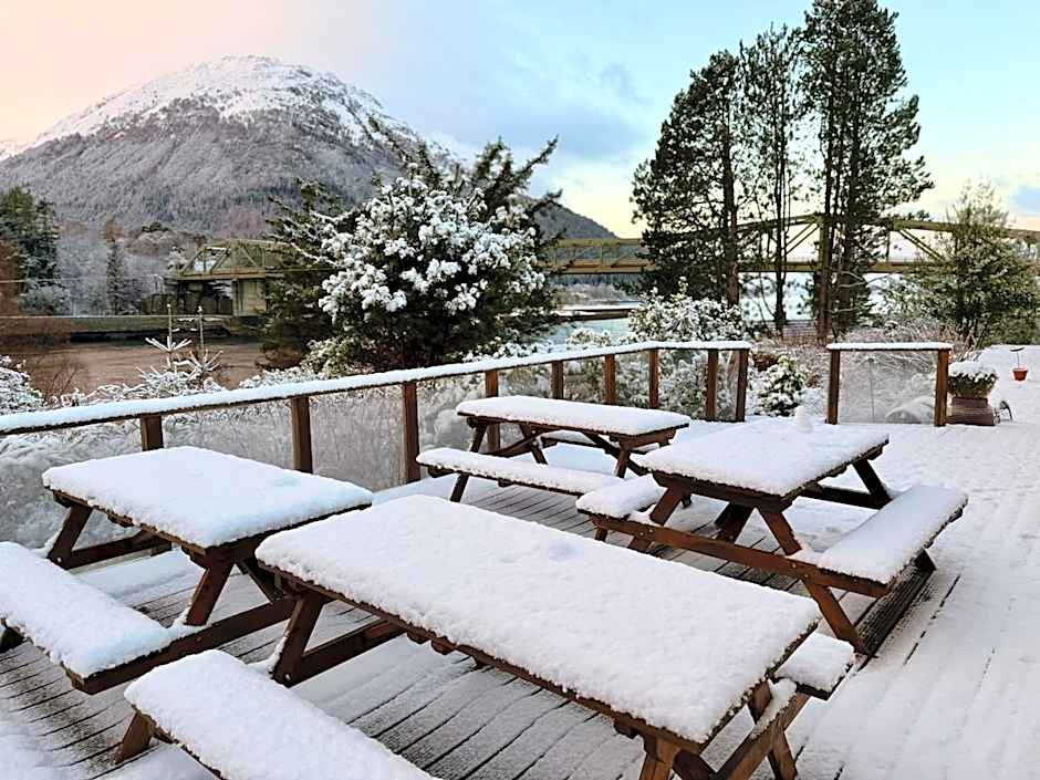 Loch Leven Hotel & Distillery