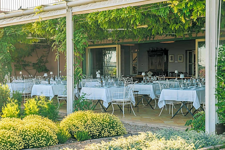 La Foresteria Planeta Wine Resort & Beach Club
