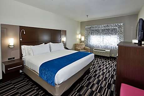 Double Room - Mobility Accessible Tub - Non-Smoking