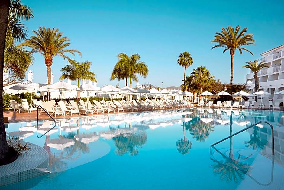 Sunprime Atlantic View Suite & Spa