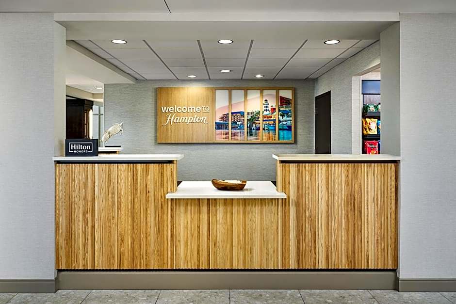 Hampton Inn & Suites Destin