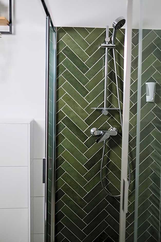 Kastélykert Vendégház Tata