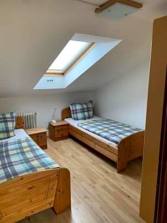 Three-Bedroom Apartment (6 Adults)