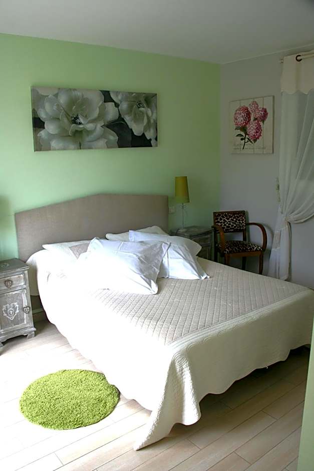 Une Chambre à la Campagne