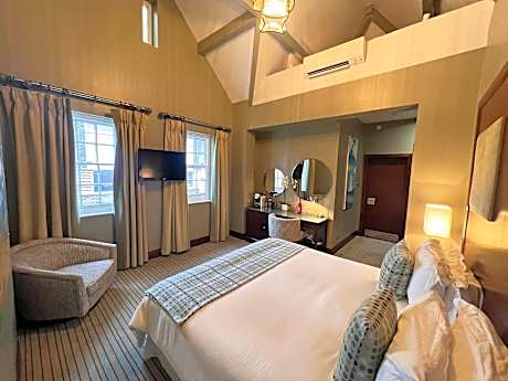 Classic Double Room - Main Building