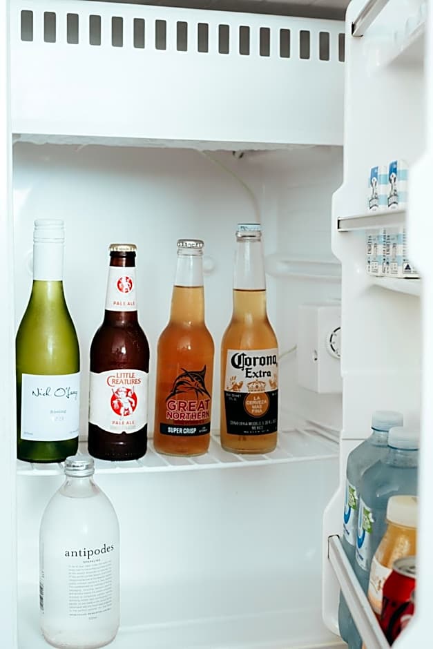 Ramada by Wyndham Diplomat Canberra