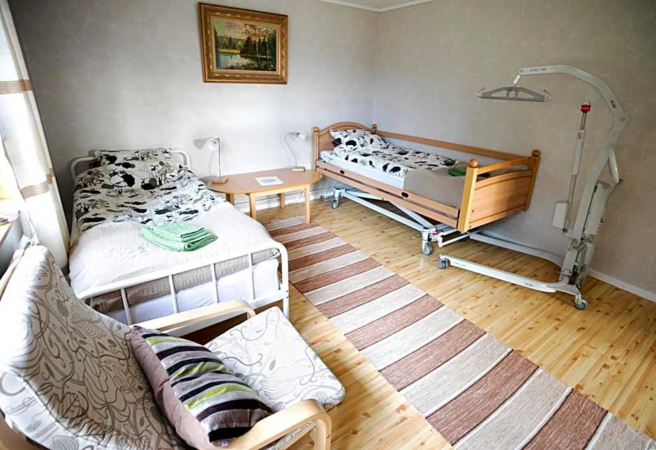 Photo 1 of 5 of 2 Beds, Accessible