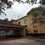 Days Inn by Wyndham Gainesville Florida