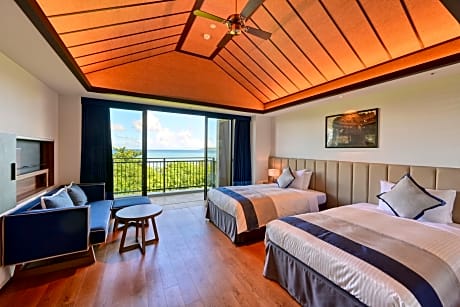 Superior Twin Room, Ocean View [North-wing or South-wing] (2 Large Twin Beds)