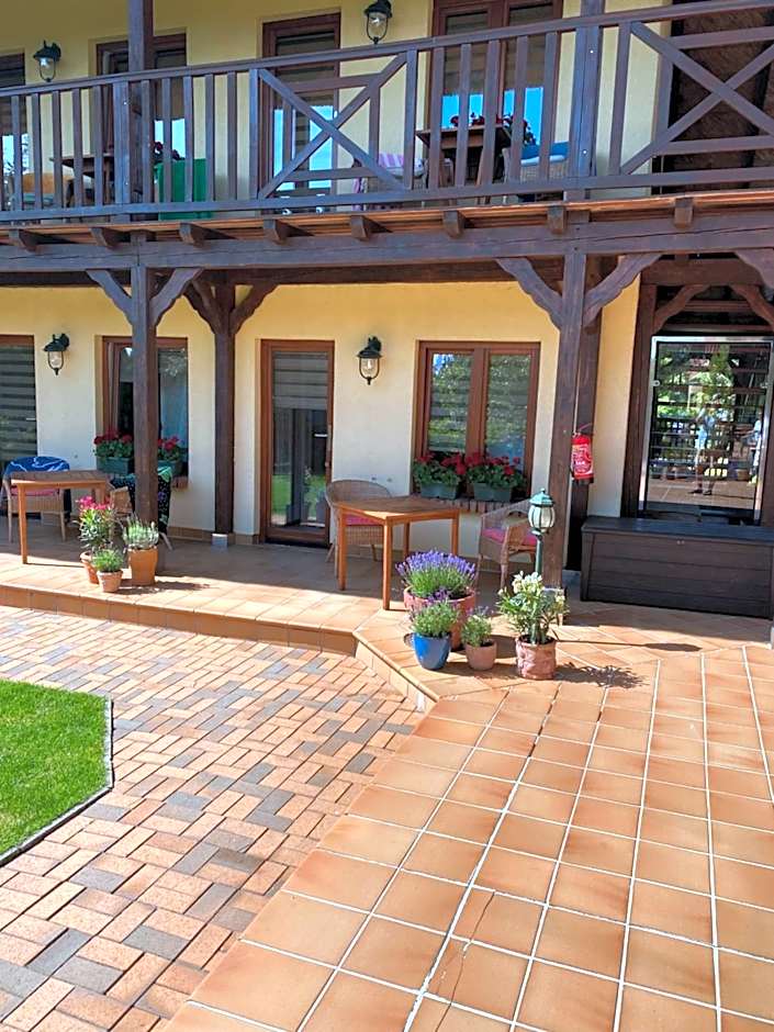 Dom Gościnny Emma Grzybowo