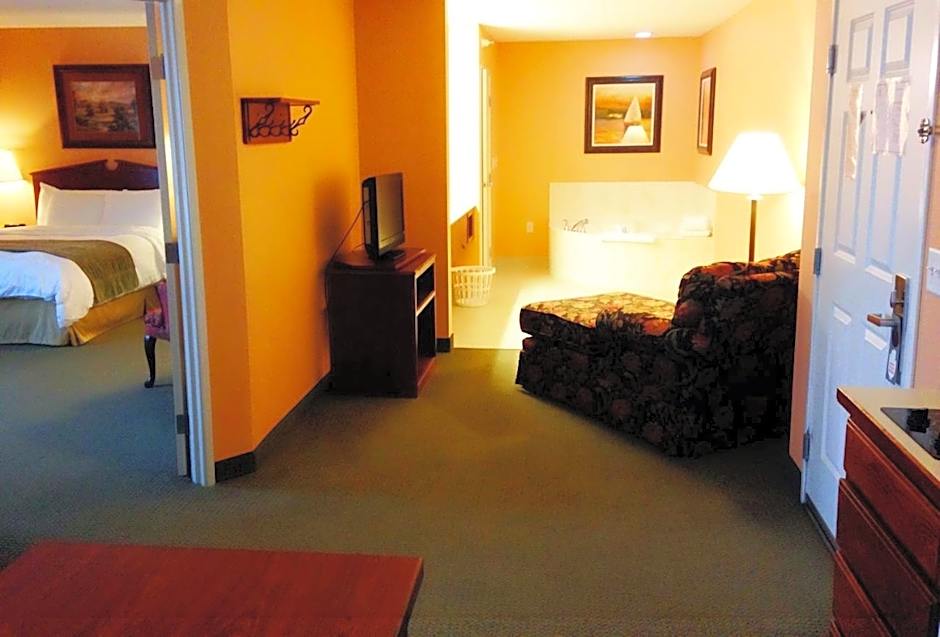 GrandStay Hotel & Suites Downtown Sheboygan