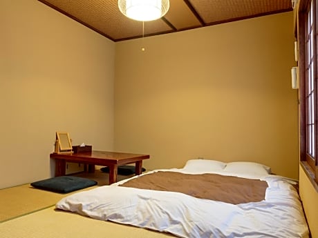 Single Room with Shared Bathroom