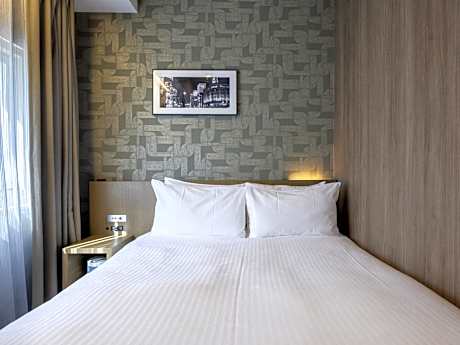 Standard Single Room - Non-Smoking