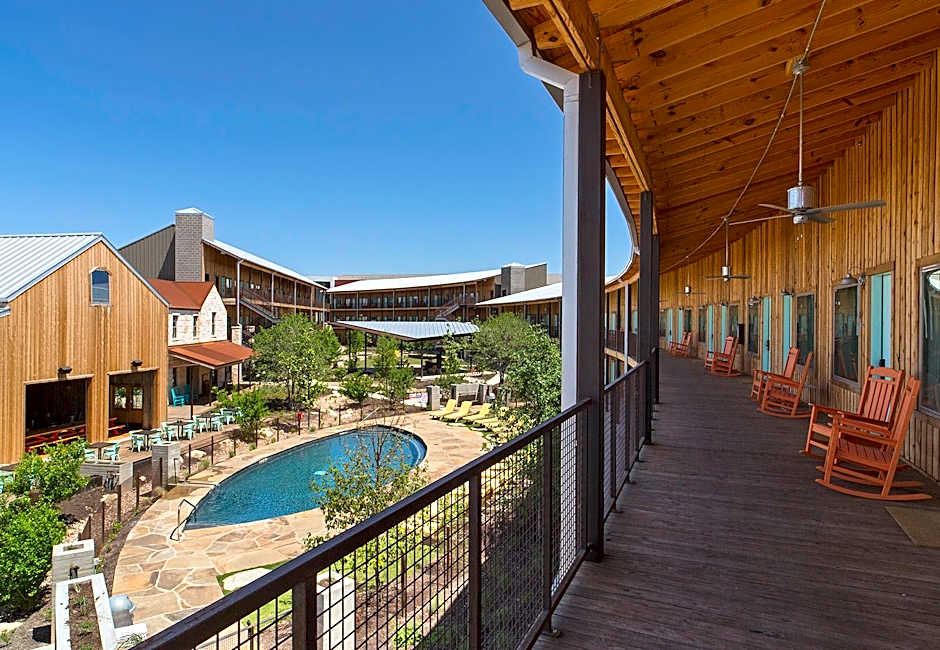 Lone Star Court, by Valencia Hotel Group