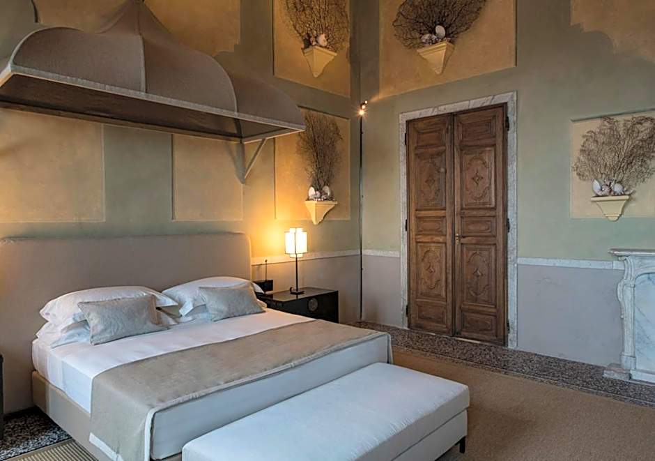 Hotel Palazzo Durazzo Suites