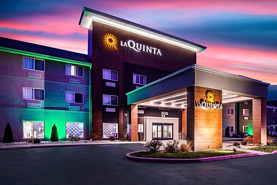 Photo 1 of 30 of La Quinta Inn & Suites by Wyndham Elkhart