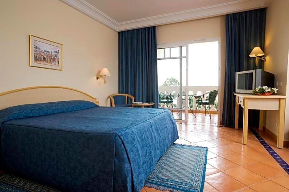 Medina Belisaire And Thalasso