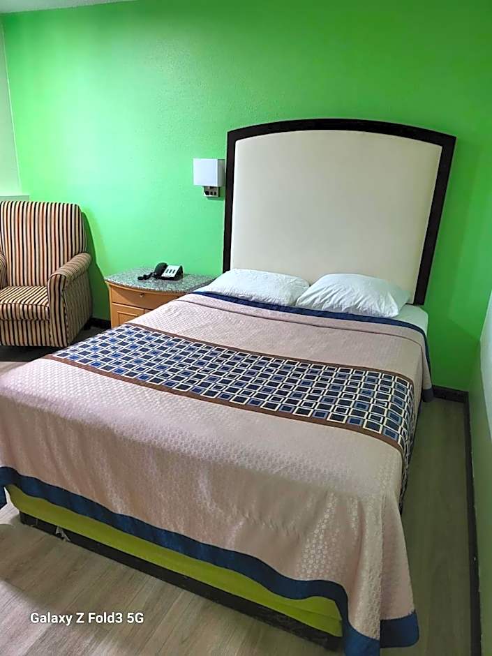 Value Inn & Suites Salina