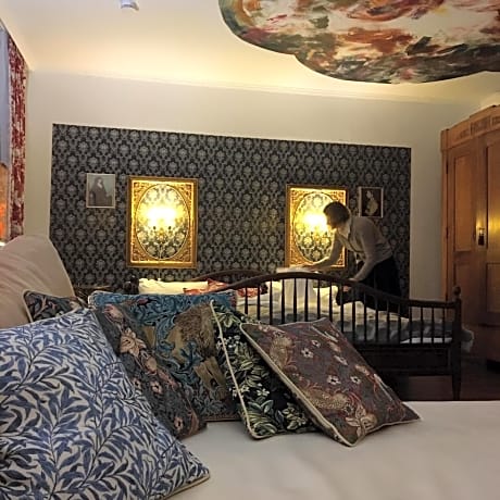 Suite with Balcony