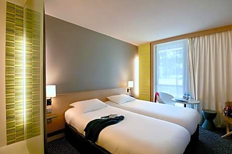 Chambre standard avec un lit double