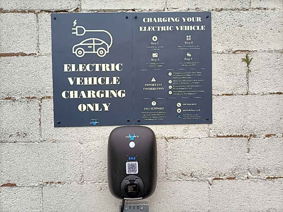 Ye Olde Fighting Cocks