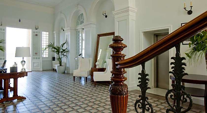 Poseidonion Grand Hotel