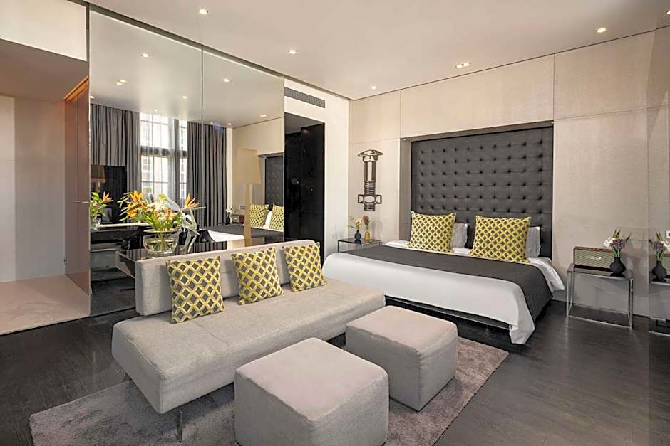 art'otel Amsterdam, powered by Radisson Hotels