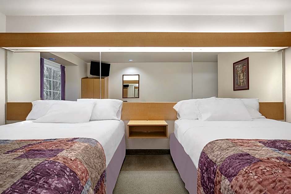 Microtel Inn & Suites By Wyndham Mankato
