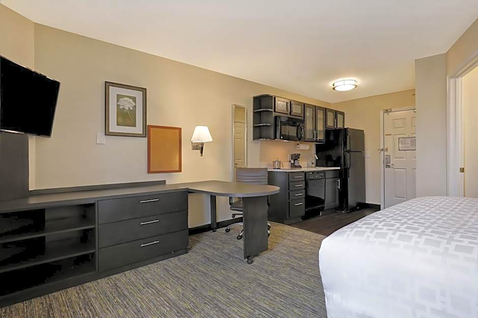 Candlewood Suites Indianapolis - South By IHG