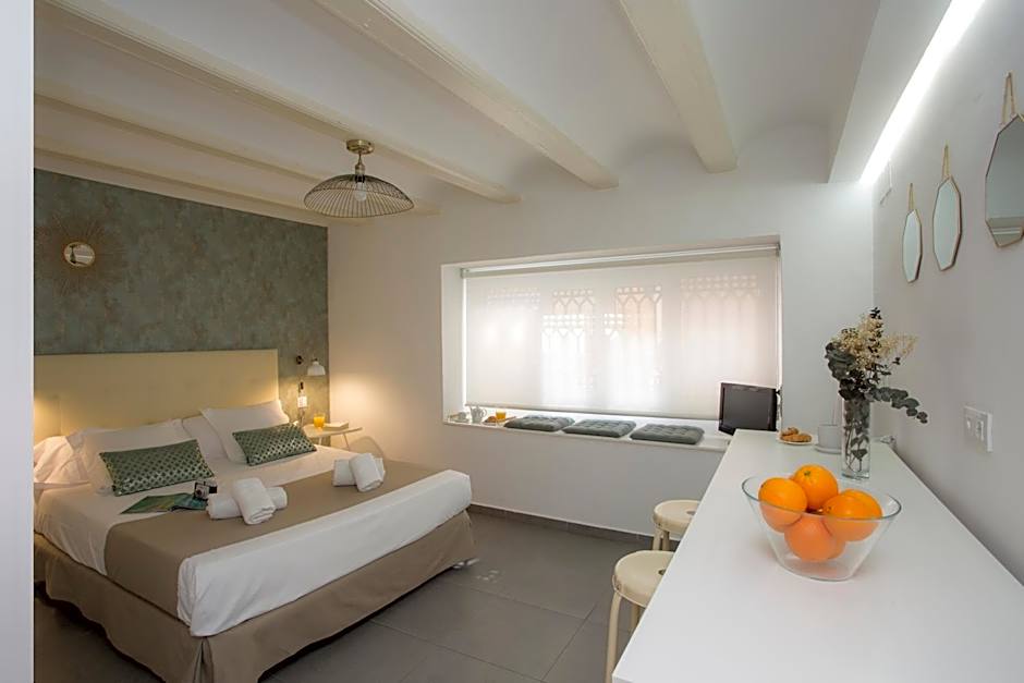 SingularStays Botanico 29 Rooms