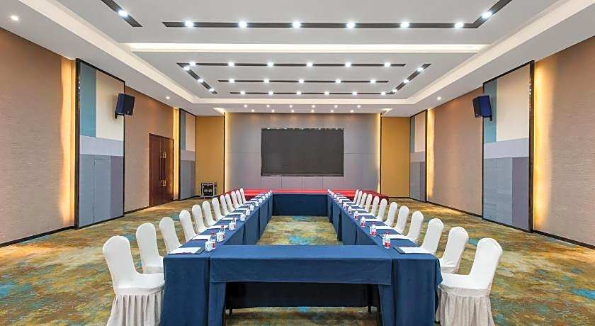 Holiday Inn Express Zhengzhou Airport By IHG