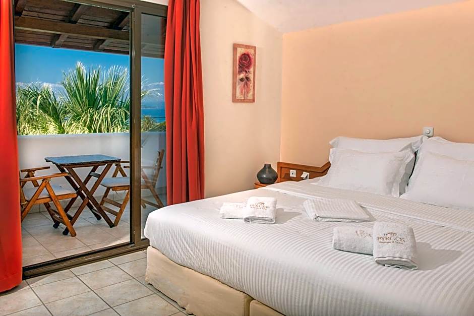 Pyrgos Hotel