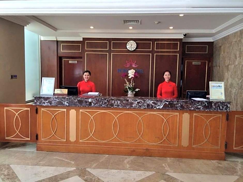 Petro Hotel