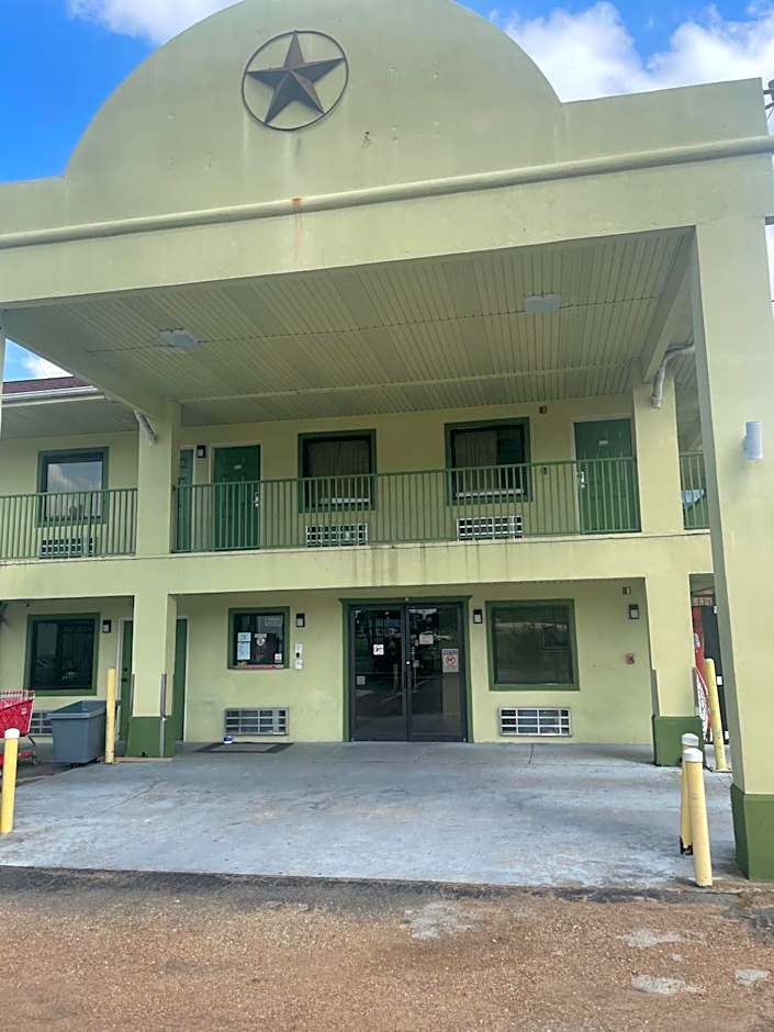 Mustang inn