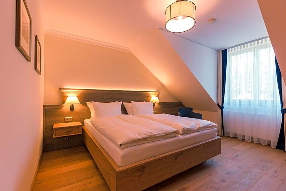 Hotel & Gaststätte zum Erdinger Weißbräu