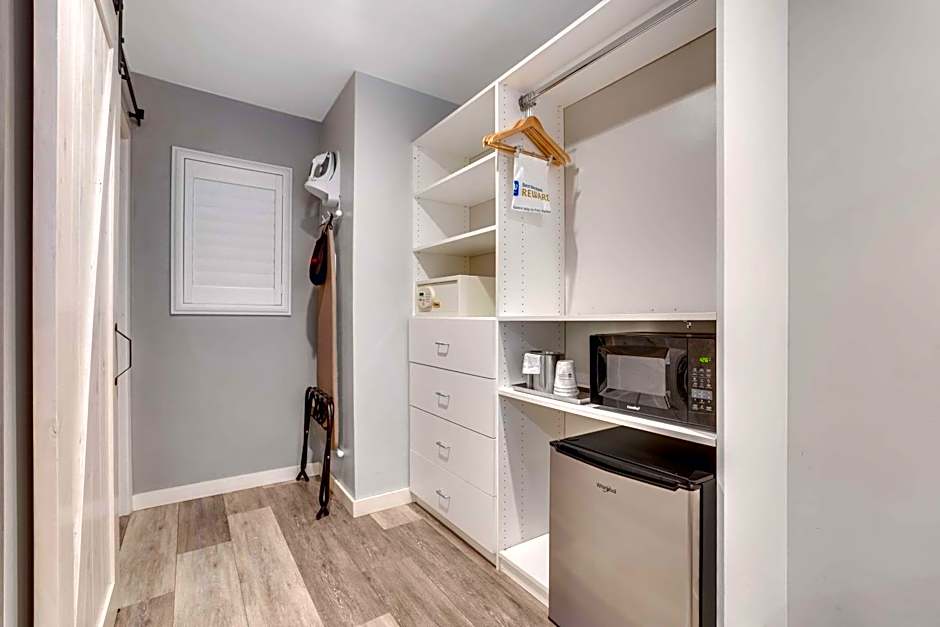 Sather Berkeley - SureStay Collection by Best Western