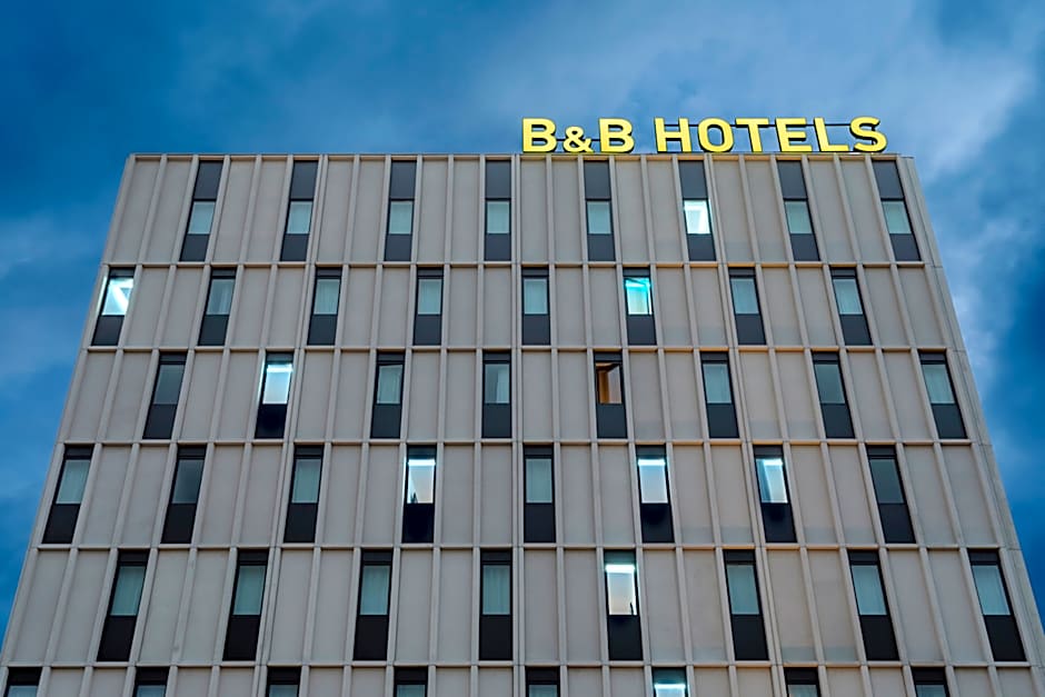 B&B HOTEL Famalicão