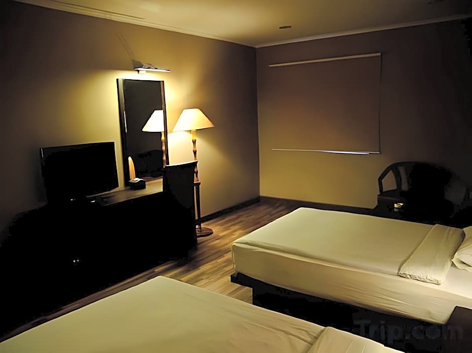 Star Hotel