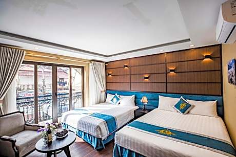 Twin Room with Mountain View