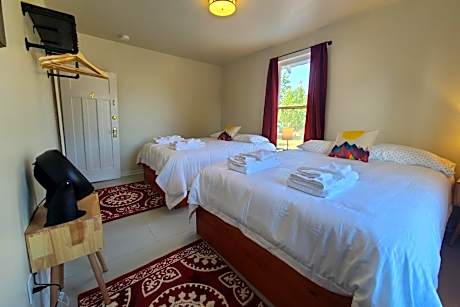 Quadruple Room with Shared Bathroom